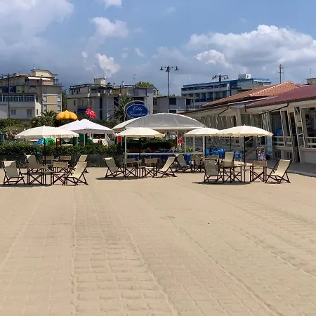 Σπίτι διακοπών Stabilimento Balneare Citta Giardino - Casa Βιαρέτζιο