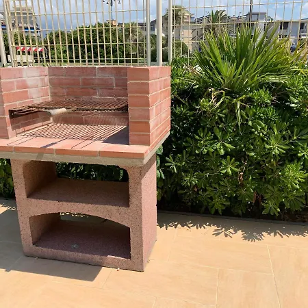 Stabilimento Balneare Citta Giardino - Casa Casa de Férias *