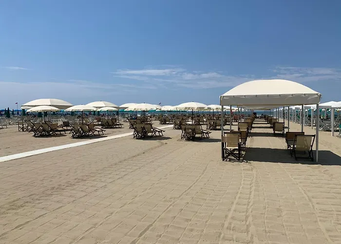 Stabilimento Balneare Citta Giardino - Casa Tatil Evi Viareggio